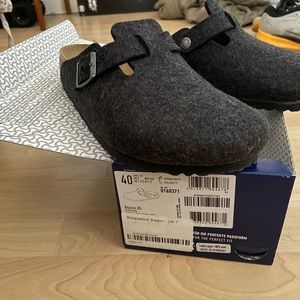 Birkenstocks Boston UK 7 in box regular fit